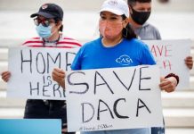 La "desesperanza" se adueña de miles de "soñadores" que se quedaron sin DACA