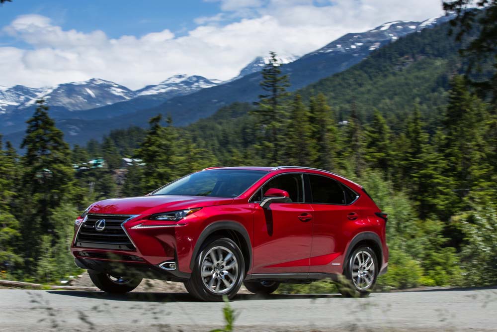 2021_Lexus_NX_300h_007