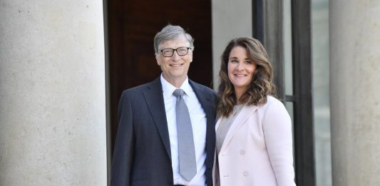 Bill Gates and Melinda Gates receive the French Legion of Honor medal