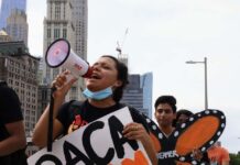 DACA no es suficiente: “Con papeles, sin problemas” DACA