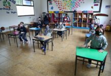 Educadores latinos destacan la necesidad de la enseñanza presencial alumnos