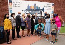 Kathy Hochul podría exigir uso de mascarillas en recintos escolares
