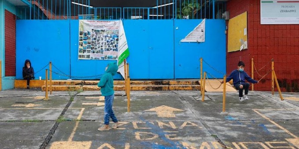 México se prepara para regresar a las aulas. regresar a las aulas en México