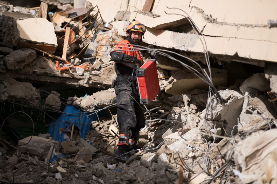 Rescatistas mexicanos 1 terremoto Haití 2