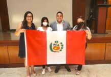 Con ceremonia en la Presidencia del Condado peruanos celebraron su bicentenario Sandro Stefano Navarro,