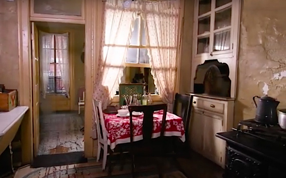 TENEMENT MUSEUM