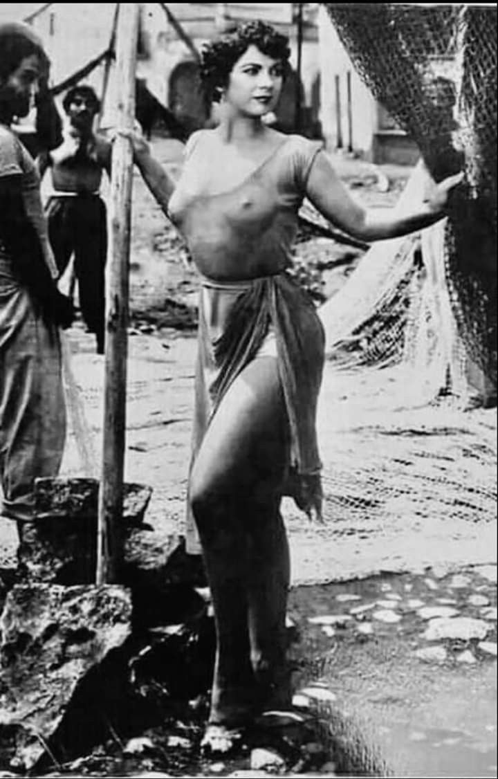 Un cuerpo de mujer fue otro de las cintas taquilleras de la Pons en 1949
