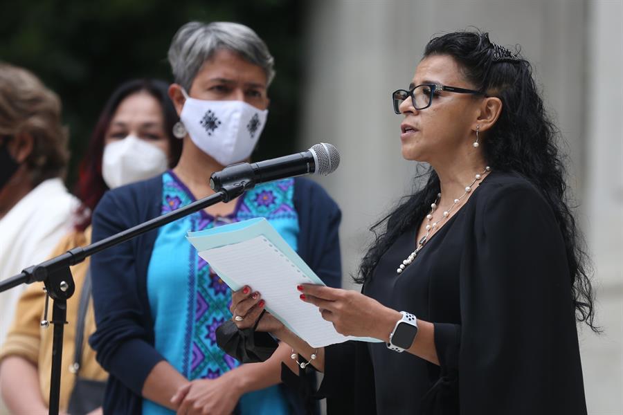 Una muestra de fotos honra a las madres que buscan a desaparecidos en M&eacute;xico (4)