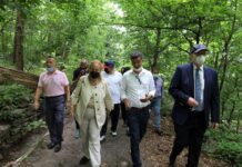Residentes y activistas piden mayor seguridad y recursos para parques en el Alto Manhattan