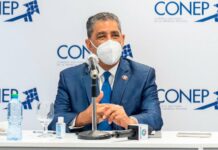 Adriano Espaillat