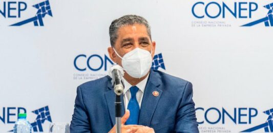 Adriano Espaillat