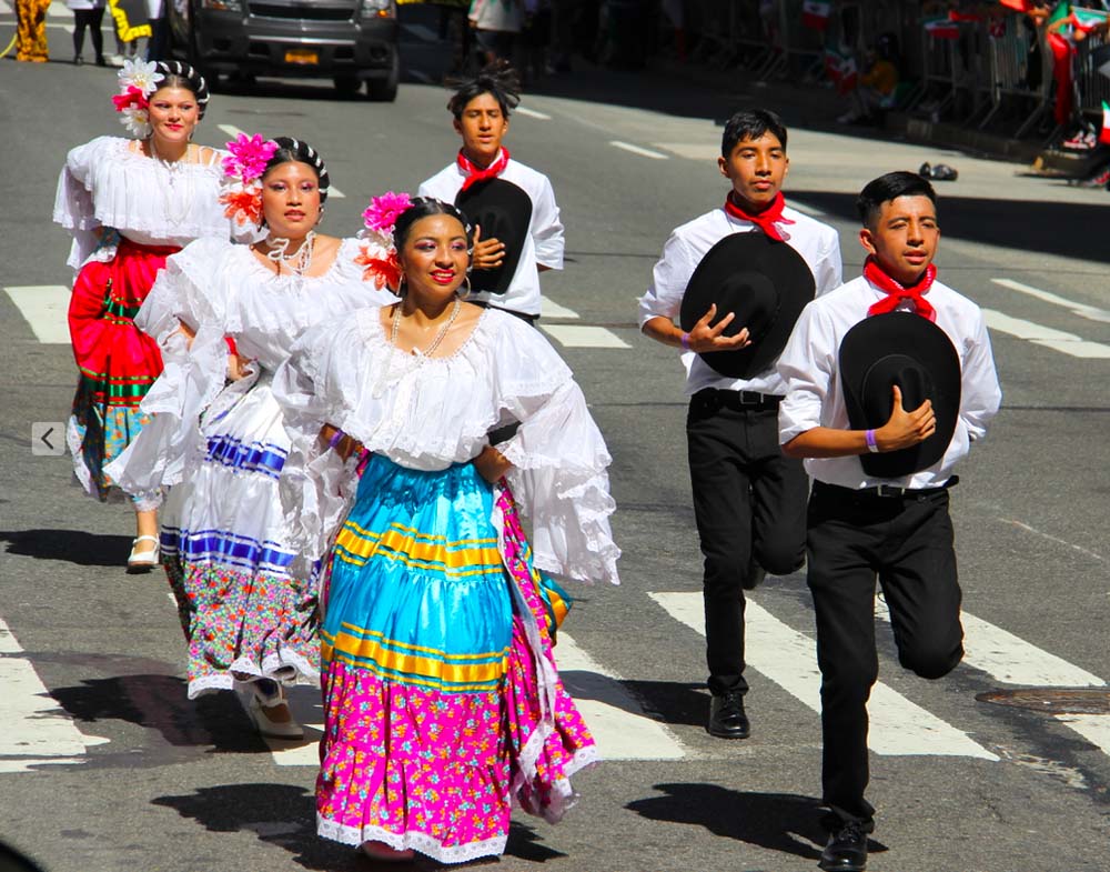 BAILES POPULARES (1)