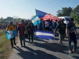 Una cuarta caravana migrante rumbo a EE.UU. desde la frontera sur de México