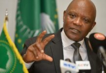 Biden nomina a John Nkengasong para dirigir su iniciativa contra el sida John Nkengasong