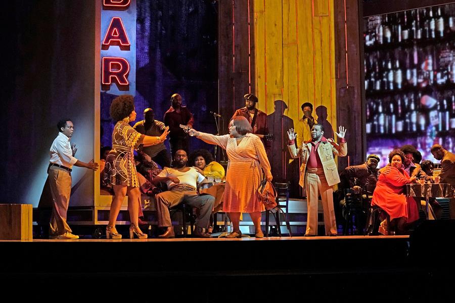 La Met Opera rejuvenece (1)