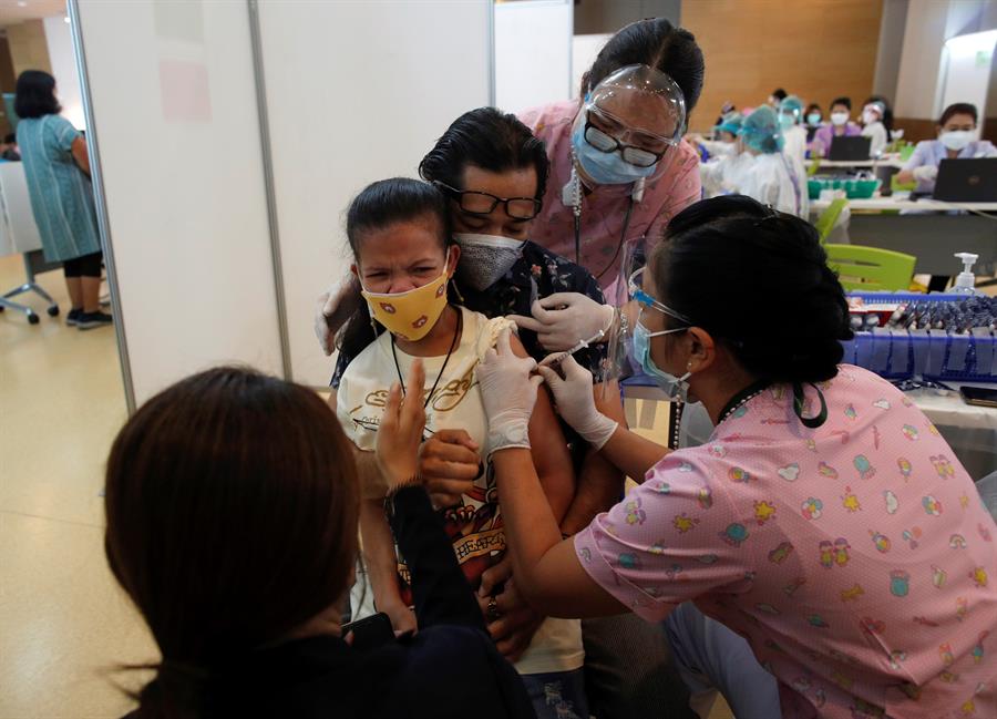 Pfizer anuncia que su vacuna para niños de entre 5 y 11 años es efectiva
