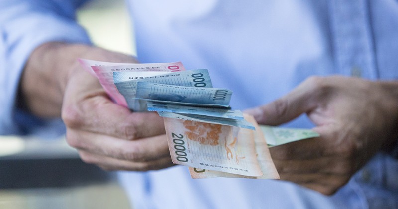 peso-chileno-plata-inflacion-economia-chilena peso-chileno-