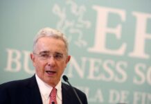 Álvaro Uribe tiene otra calle con su nombre en el sur de Florida