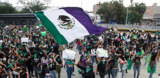 Baja California despenaliza el aborto