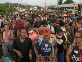 Caravana migrante reanuda camino desde el sur rumbo a la Ciudad de México inmigrantes