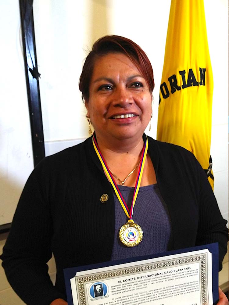 LOURDES PEREZ