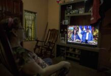 Ortega inicia su campaña llamando "terroristas" a los obispos de Nicaragua Ortega inicia su campaña