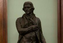estatua centenaria de Thomas Jefferson