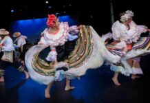 “Añoranza por Colombia” en Teatro Thalia 4-“Añoranza por Colombia”