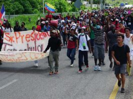 Una nueva caravana agudiza la crisis migratoria en México