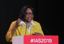 América Latina sigue viviendo momento preocupante de la pandemia, dice la OPS Carissa F. Etienne