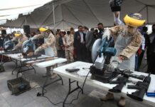 Comienza programa de canje de armas por dinero en frontera mexicana armas