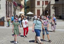 Cuba recibe a viajeros internacionales sin cuarentena pero con vacunas Cuba recibe a viajeros internacionales sin cuarentena (2)