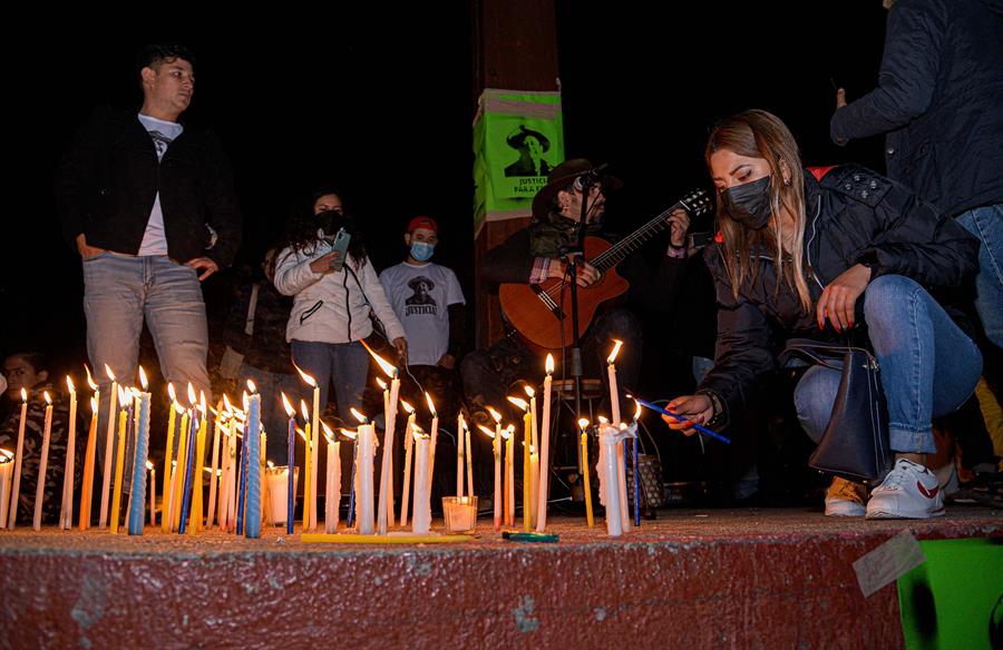 Familiares exigen justicia por asesinato de periodista (1)