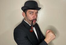 1-Yorman Ostos personifica a Hércules Poirot.
