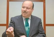 Ordenan juicio por lavado de dinero al exgobernador mexicano César Duarte César Duarte