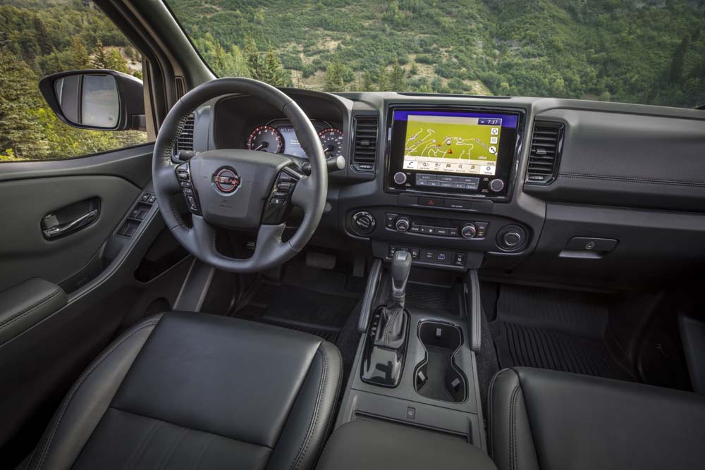 2022NissanFrontier_03