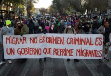 Caravana de indocumentados marcha en Ciudad de México por el Día del Migrante