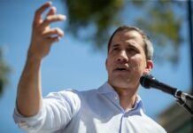 Guaidó ve "necesario" apoyo de EE.UU. para "recuperar la democracia" venezolana Juan Guaido