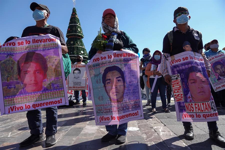 Protestan en Bas&iacute;lica de Guadalupe de M&eacute;xico (1)