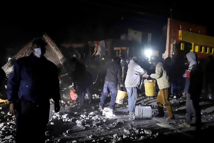explosi&oacute;n por pirotecnia deja 30 heridos en estado mexicano (2)