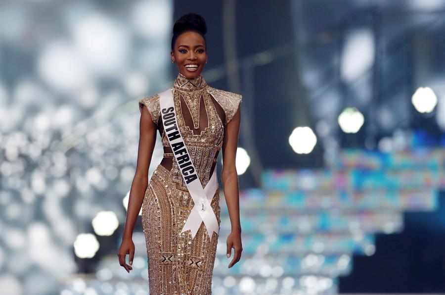 la sudafricana Lalela Mswane