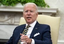 Biden saca pecho por caída del desempleo y la achaca a su política económica El presidente de Estados Unidos, Joe Biden, sacó este viernes pecho por la caída de la tasa del desempleo, que bajó al 3,9 % en diciembre, tres décimas menos que en noviembre, y la atribuyó a las medidas económicas impuestas por su Gobierno.