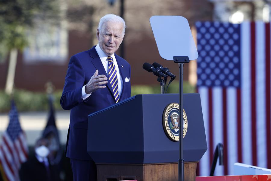 Biden pide cambiar las reglas del Senado