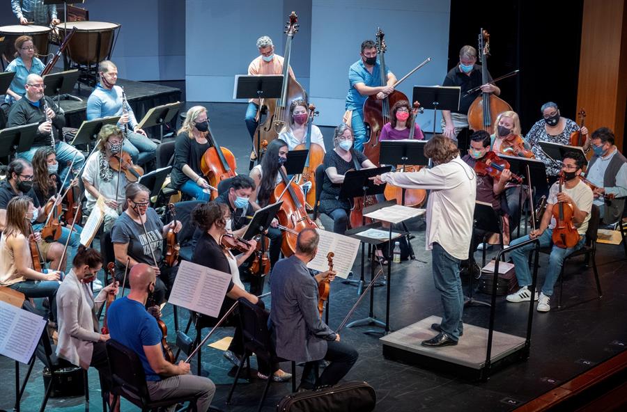 El espa&ntilde;ol Pablo Mielgo, nuevo director art&iacute;stico y titular de la orquesta Symphony of the Americas (1)