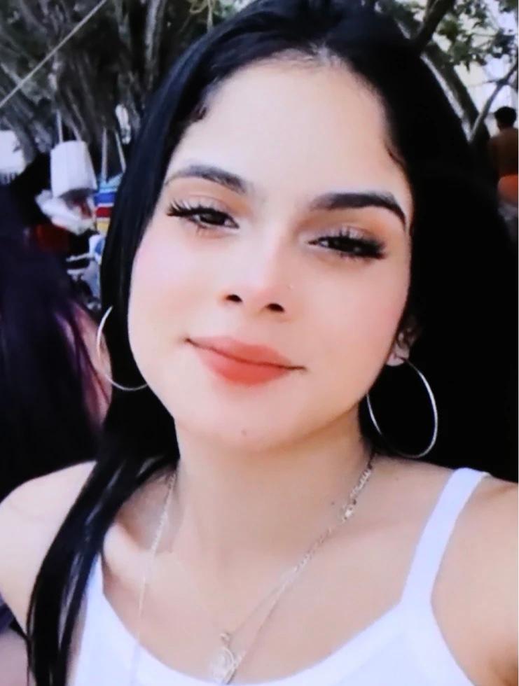 Kristal Bayrón Nieves Kristal Bayrón Nieves