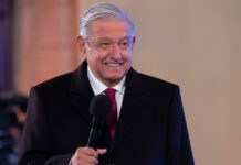 López Obrador reaparece en público tras recuperarse por segunda vez de covid