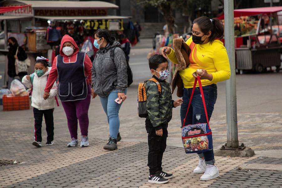 México comienza un irregular regreso a clases (3) regreso a clases