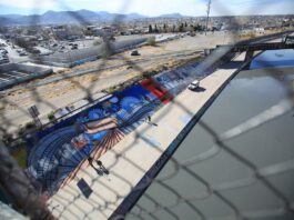 Mural en fronteriza Ciudad Juárez refleja unión entre México y Estados Unidos