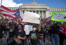 Miles de maestros piden en Puerto Rico mejoras salariales (1)
