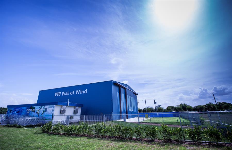 edificio que alberga el proyecto Wall of Wind